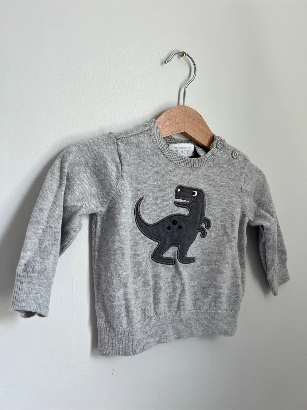 The Children’s Place | Baby Gray Dino Applique Crewneck Sweater Buttons Sz 6-9M